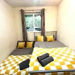 Central London Room Sleeps 4